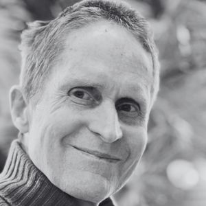 Peter Høeg, mag.art i litteraturvidenskab, forfatter og underviser på Vækstcenteret og Kontemplation