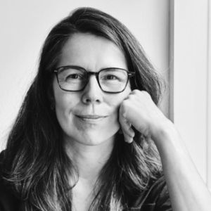 Hanneli Ågotsdatter er meditationslærer, psykoterapeut og cand.arch.